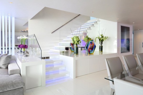 escada branca com iluminacao nos degraus projeto arquitetura blog assim eu gosto